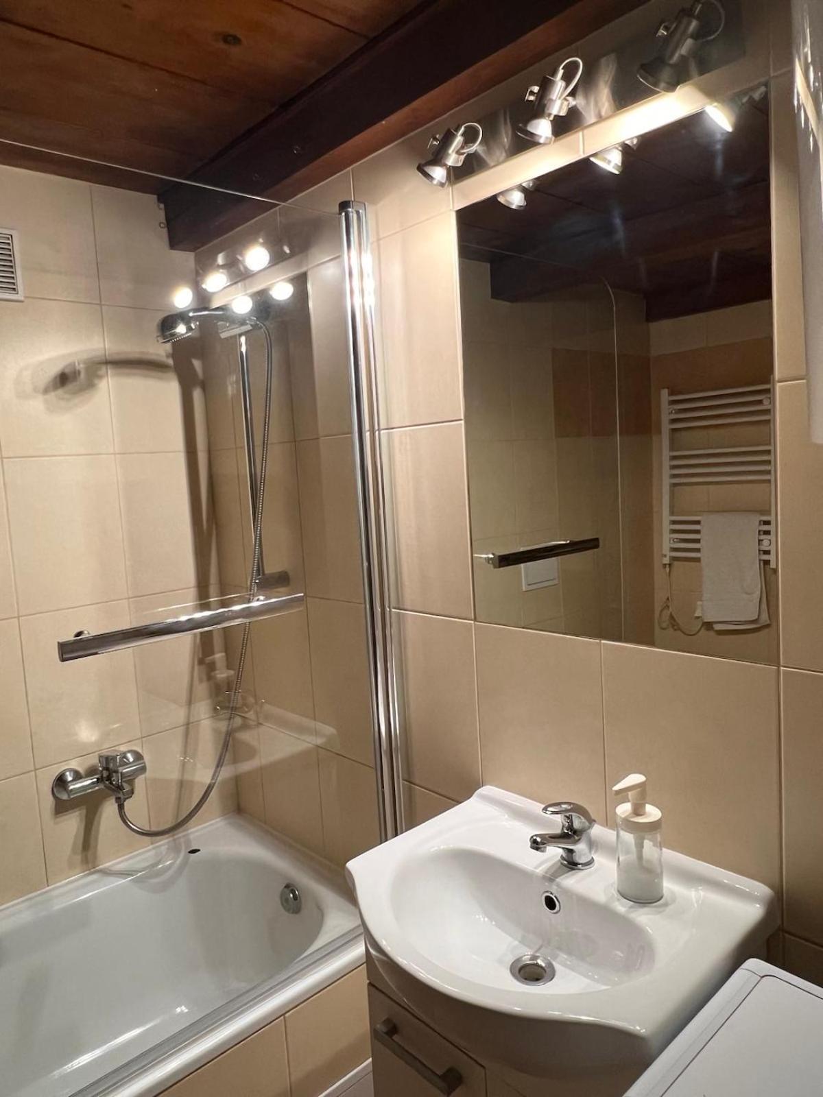 St Gertruda Apartment Free Parking Citybeat#2 Краков Экстерьер фото